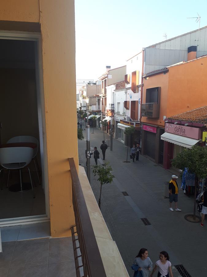 Hostal Margarita Pineda de Mar Exterior photo